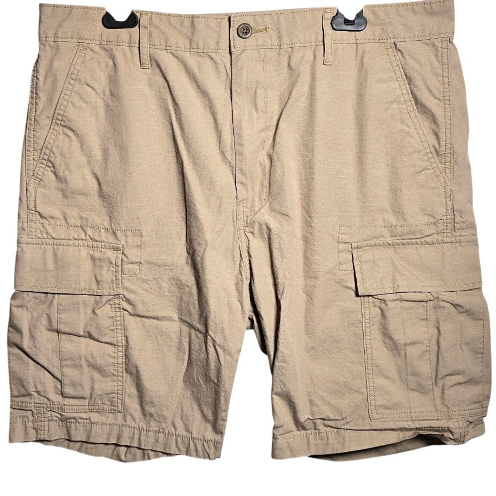Levis Mens Tan Khaki Ripstop Cargo Shorts Size 36  Cotton Utility.  737